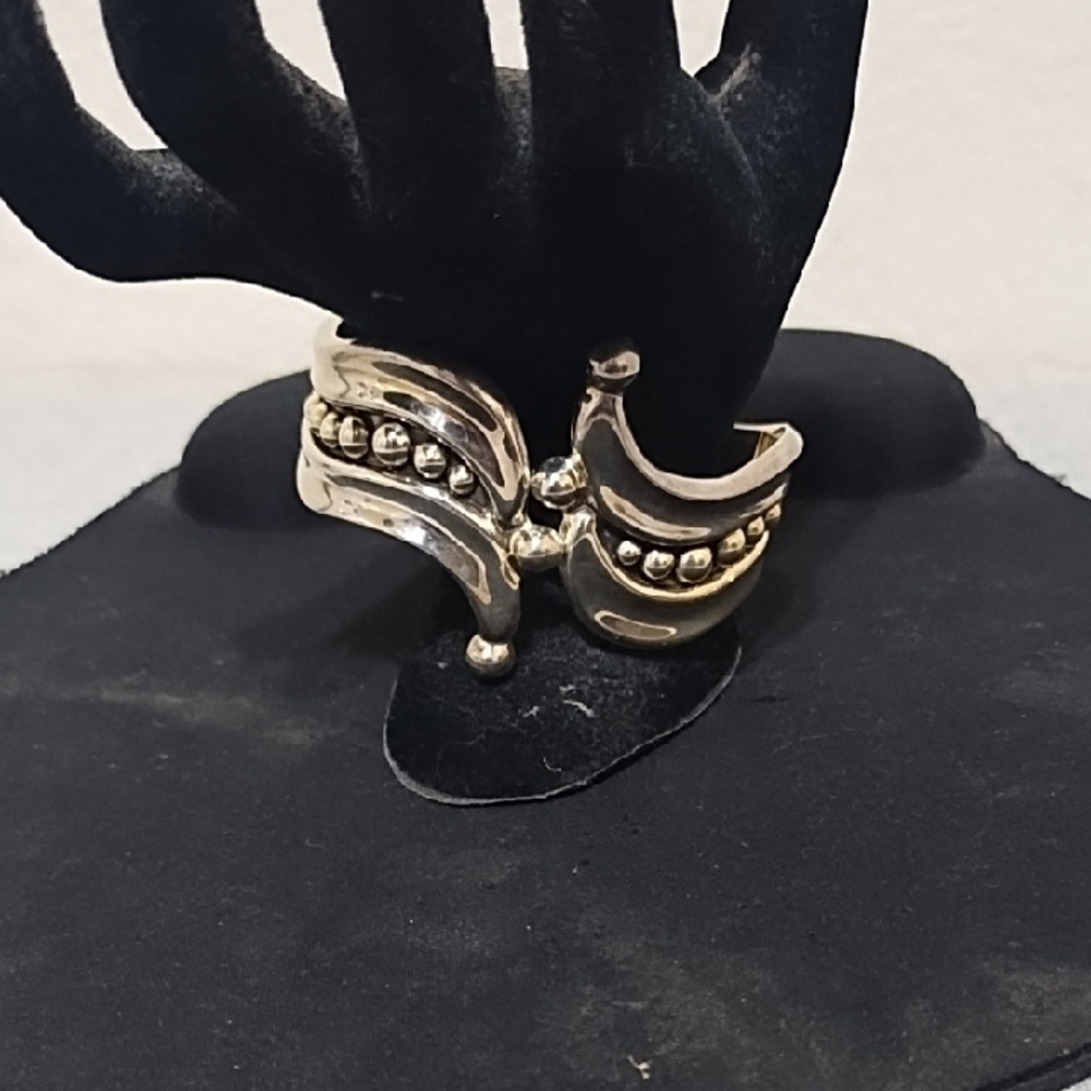 Elegant Silver Women's Bracelet